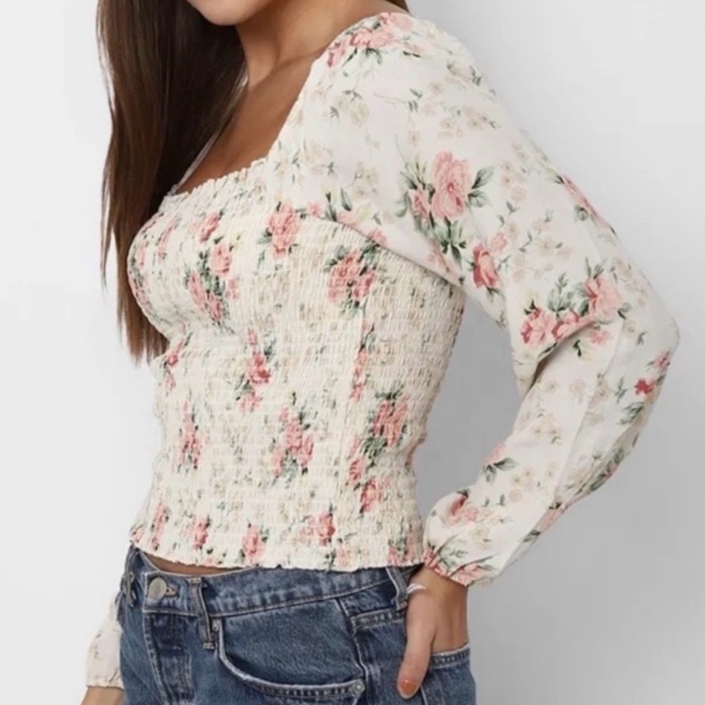 AE - Floral Smocked Blouse
